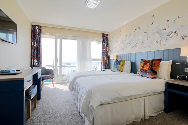Seafacing & balcony twin room