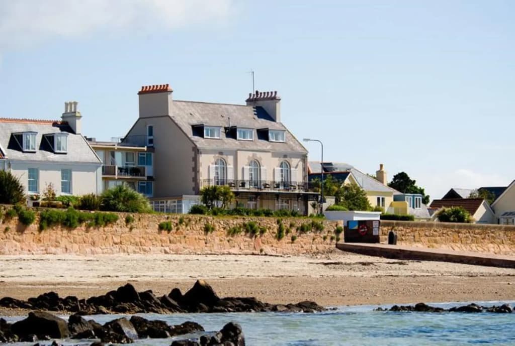 Pontac House