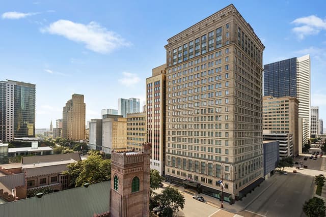 Magnolia Hotel Houston Exterior