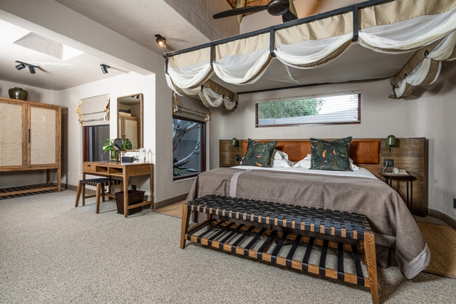 Sabi Sabi Bush Lodge