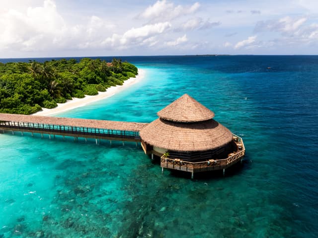 Dhiyavaru Bar & Restaurant