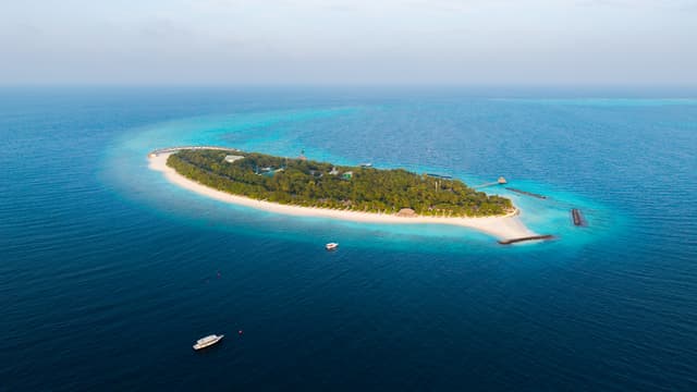 NH Collection Maldives Reethi Resort
