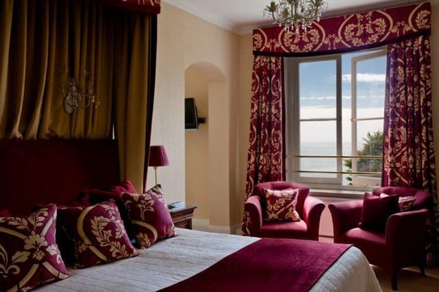 6 nights Outer Hebrides & Inverness twin centre