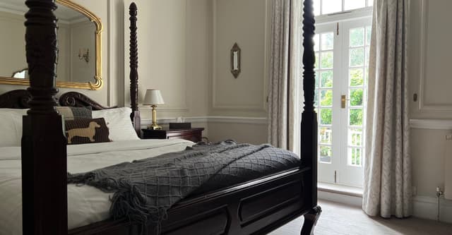 Superior balcony room