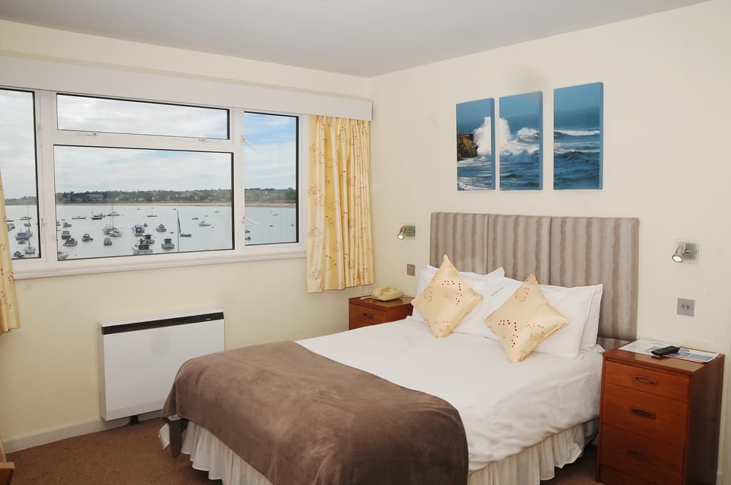 Seafacing room