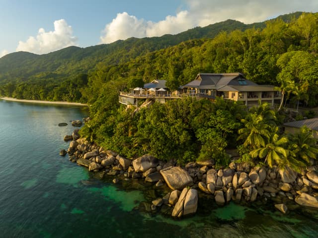 Black Parrot Suites
