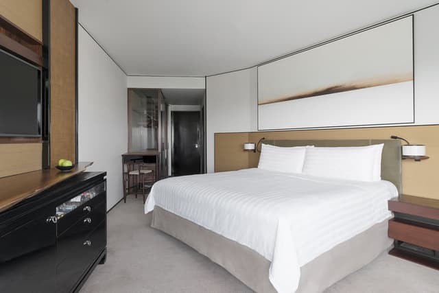Tower Wing deluxe room