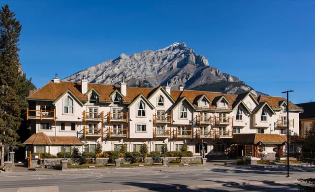 Rundlestone Lodge Banff