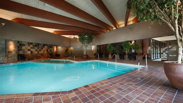 Jasper Inn & Suites
