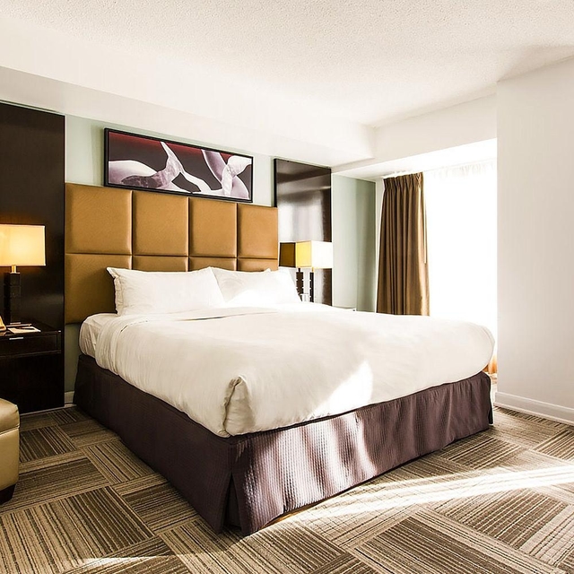 Pantages Hotel Downtown Toronto