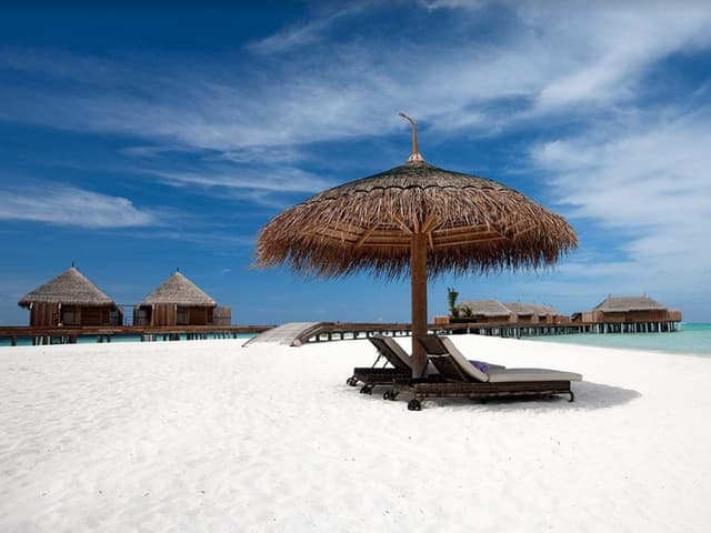 Constance Moofushi